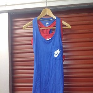 BRAND NEW WITH TAG.Nike sports bra n work out tank